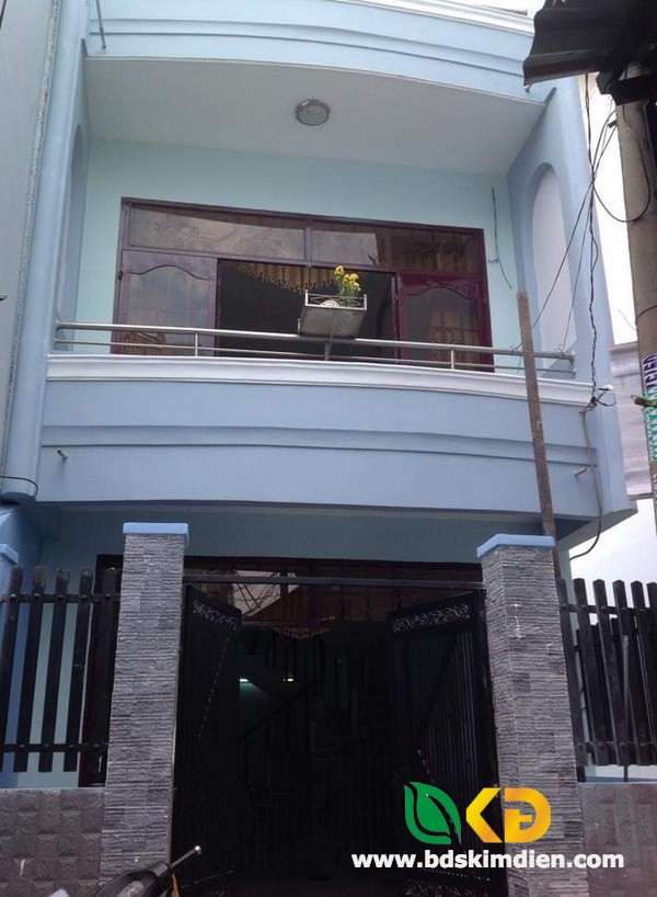 Bán nhà 1 lầu đẹp mặt tiền hẻm 778 Phú Thuận quận 7.